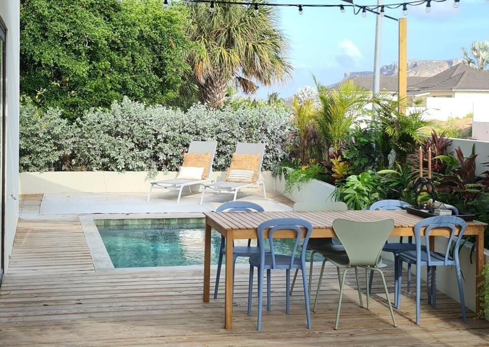 Boutique Appartment 4P With Private Pool, Near Jan Thiel & Mambo Beach Вилемстад Екстериор снимка